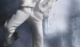 娱乐圈内人爆料易烊千玺,娱乐圈内爆料揭示的神秘面纱